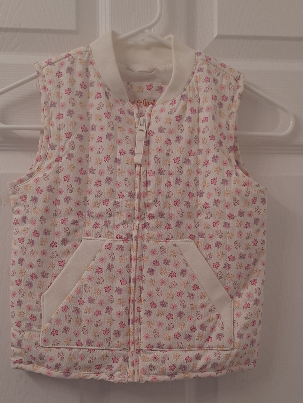 Floral Quilted Sleeveless Zip Vest - Pink & Cream NWOT